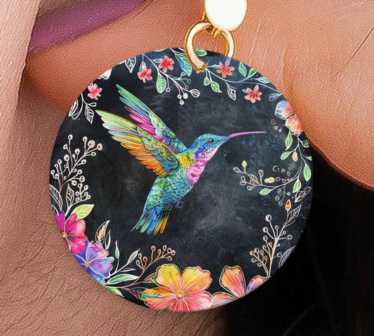 SE - Hummingbird w/ a Dark Background